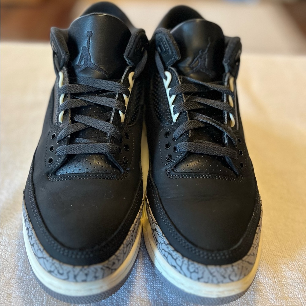 Jordan 3 “Off Noir”. Size 9.5 women’s/ 8 men’s